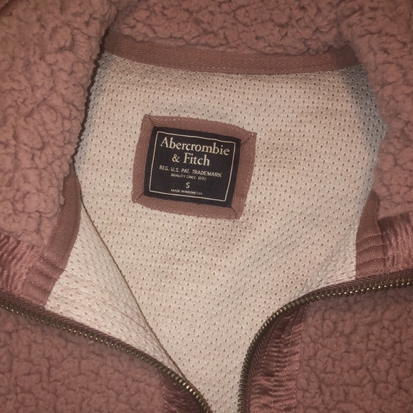 Abercrombie Sherpa pullover(370) - Picture 2 of 4